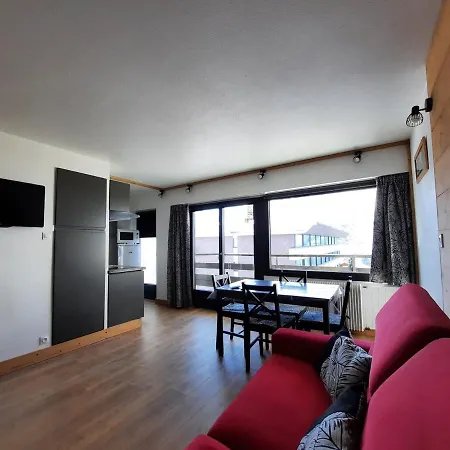 Apartment Cosy Aux Menuires, Skis Aux Pieds, Balcon Sud, Proche Commodites - Fr-1-452-257 *